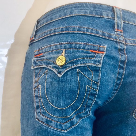 True Religion 'Becky' Jeans - Picture 12 of 16